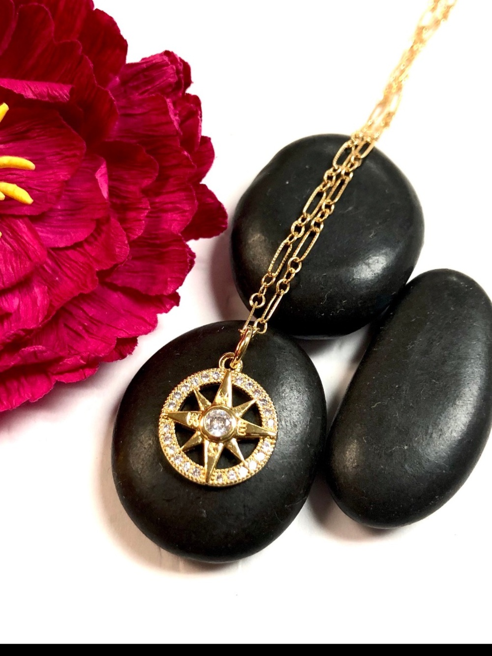 Dainty North Star/Compass Necklace - Gold - Picture 9 of 10